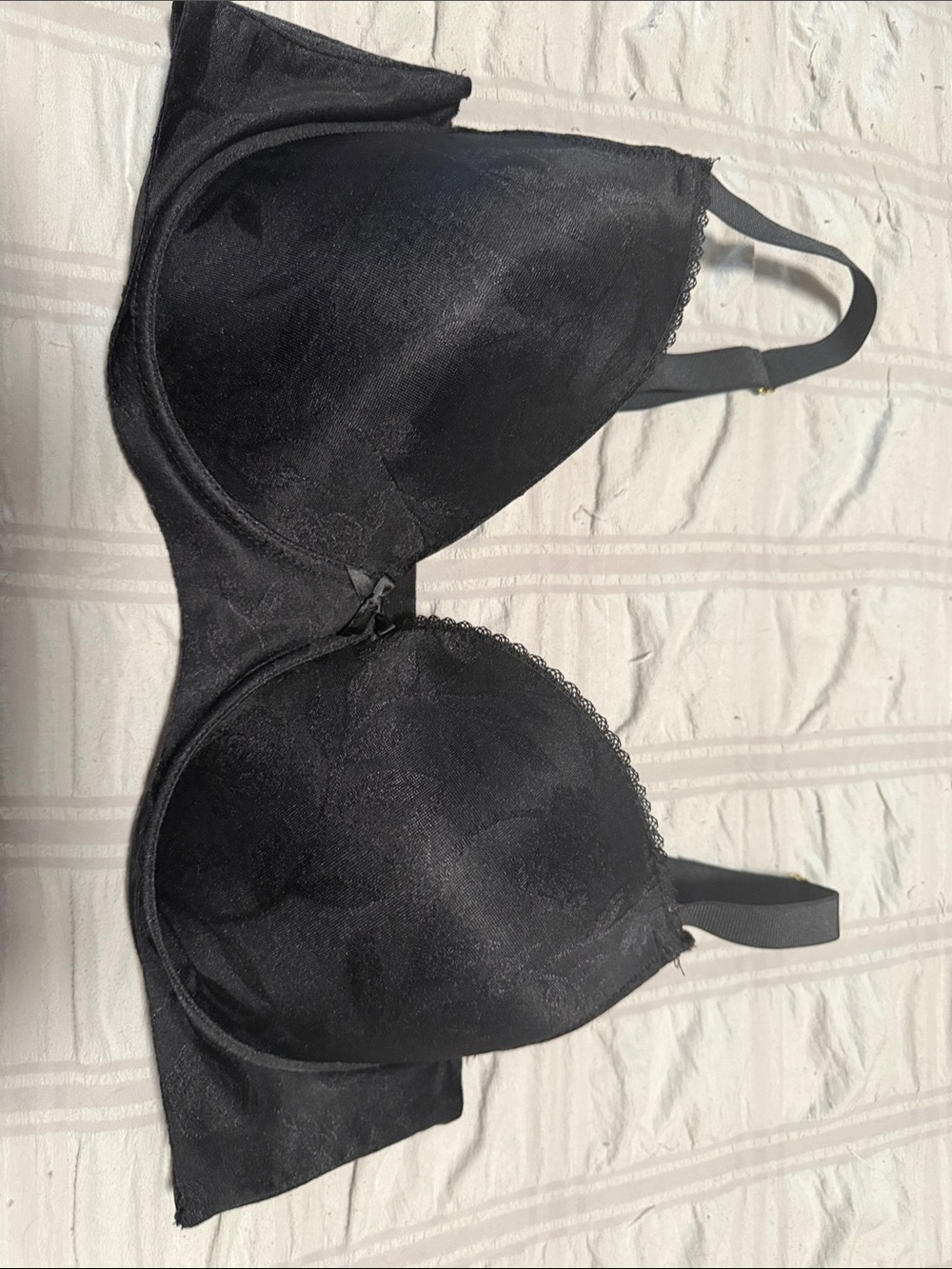 Black Women's T-Shirt Bra - Classic Support